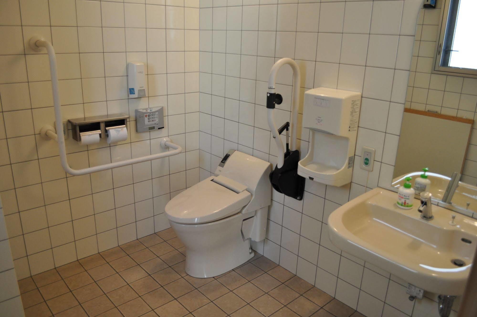 Kochi Ryoma Hotel Екстериор снимка